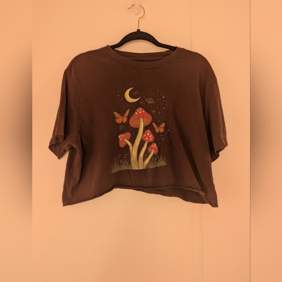 Obsessive Love Tops - Whimsical Brown Crop Top with Mushroom and Butterfly Design